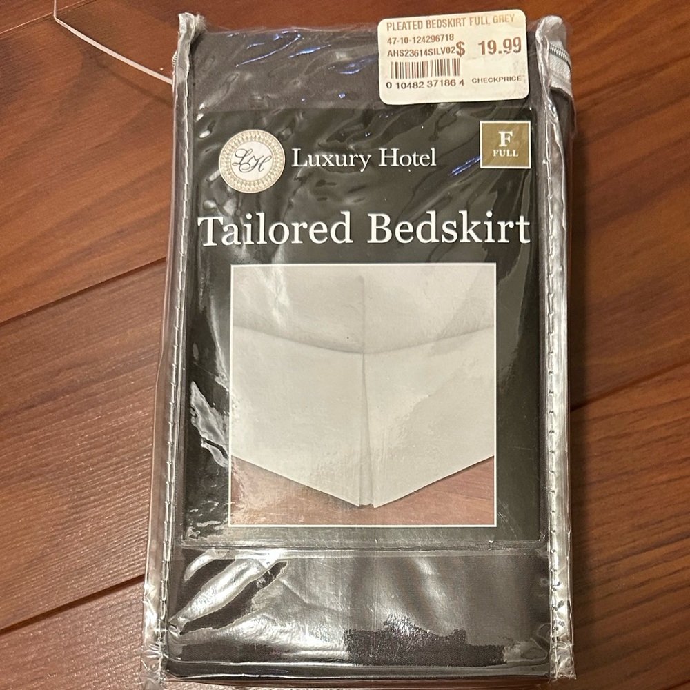 Full size Smoke grey tailored bed skirt